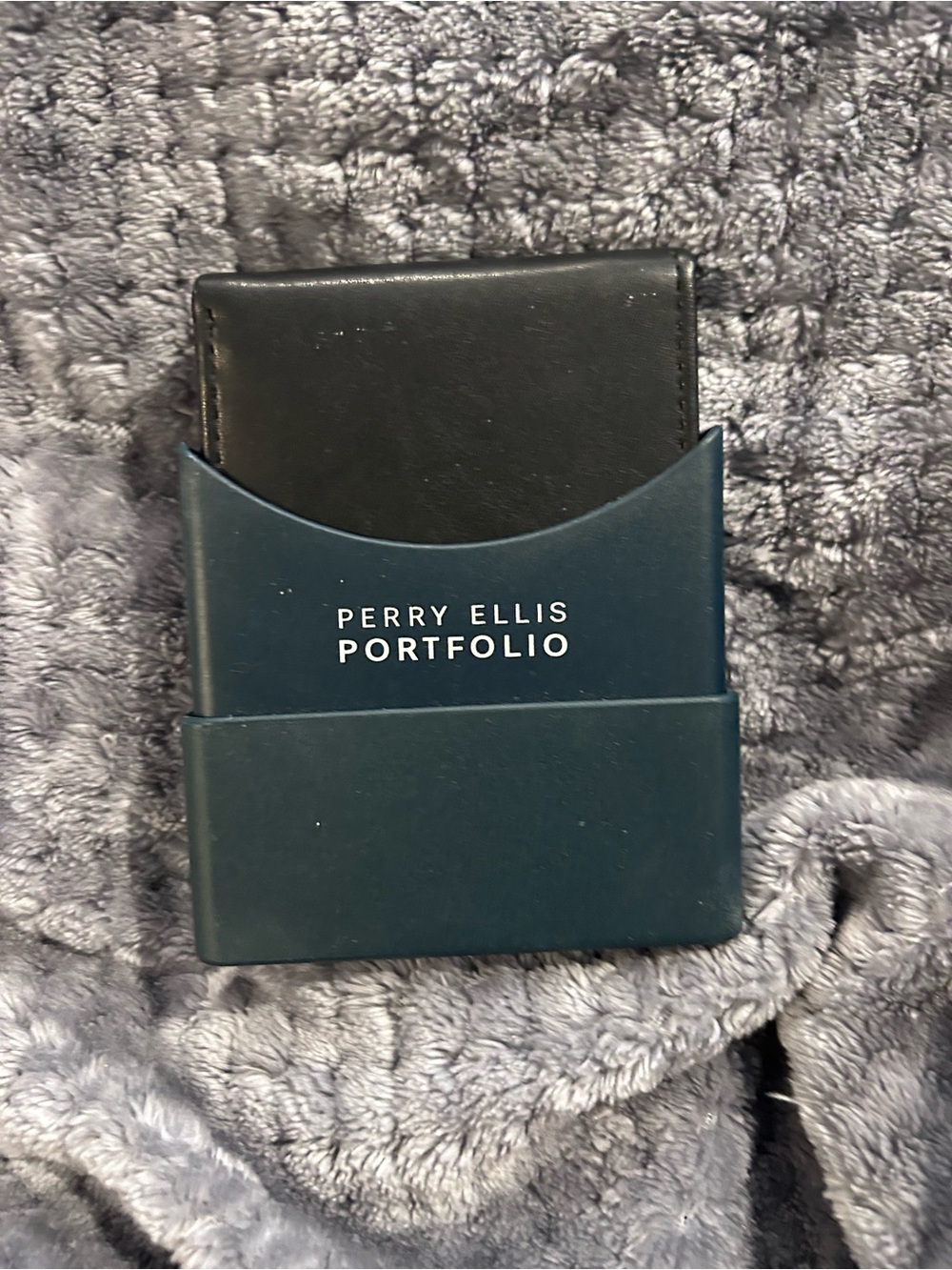 New Perry Ellis Men’s Black Soft Touch Portfolio Wallet